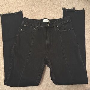 A&F BLACK SKINNY HIGH RISE.